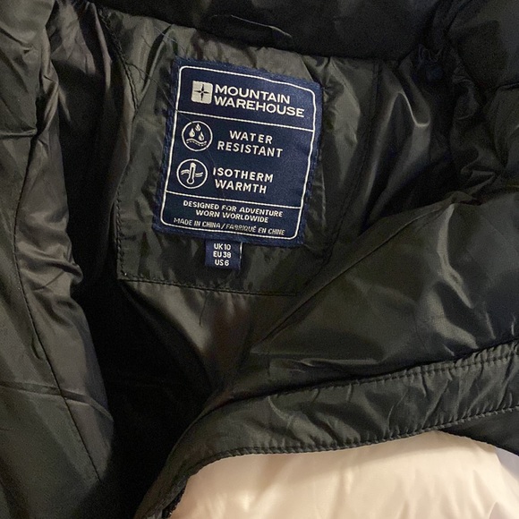 Mountain Warehouse Puffer Jacket - size 6 - Picture 3 of 3
